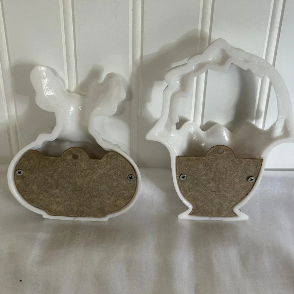 Homco Wall Pocket Set Home Decor White Excellent Hobnail Bow Plastic Vases‎